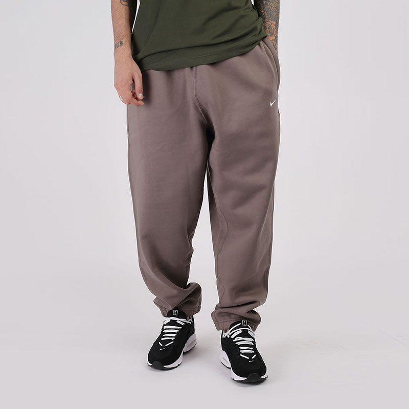 мужские коричневые брюки Nike NikeLab Fleece Pants CW5460-040 - цена, описание, фото 2
